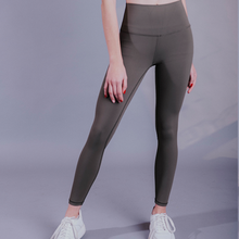 Cargar imagen en el visor de la galería, Smooth Sport Leggings