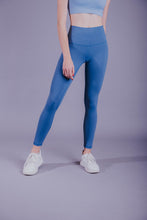 Cargar imagen en el visor de la galería, Smooth Sport Leggings
