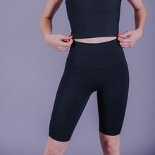 Cargar imagen en el visor de la galería, Biker Energy Shorts