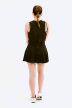 Cargar imagen en el visor de la galería, Fresh Sleevless Tank Black
