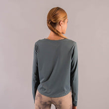 Cargar imagen en el visor de la galería, Folded Long Sleeves - Kila Activewear

